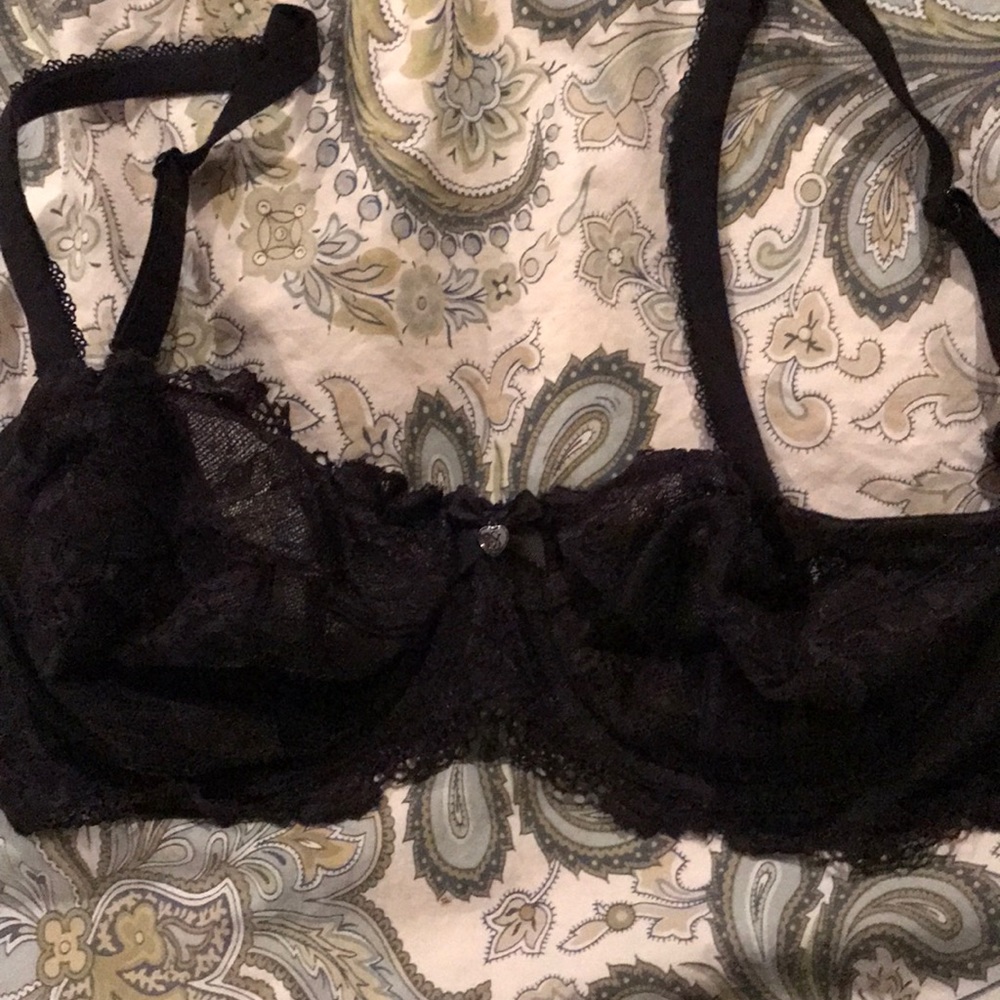 VS black lace demi 36c